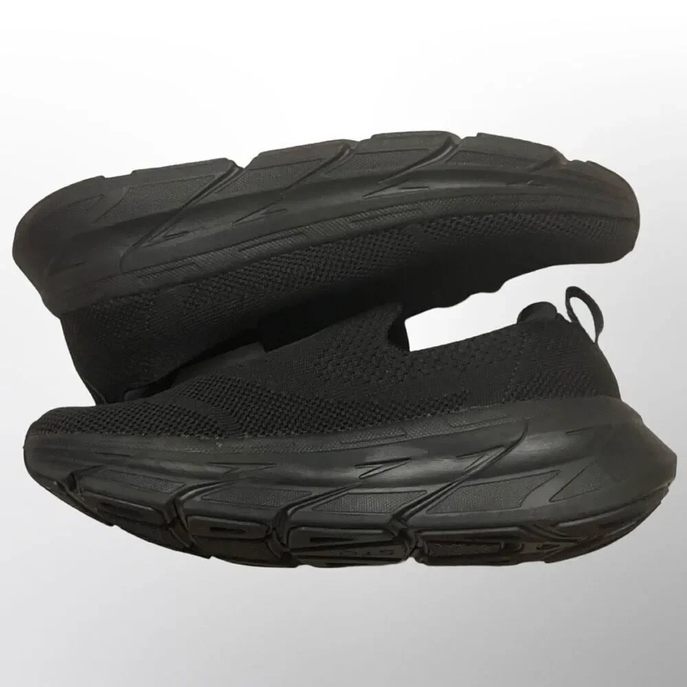 NWOB Black STQ Walking Shoes Memory Foam Insole Women’s Size 6.5